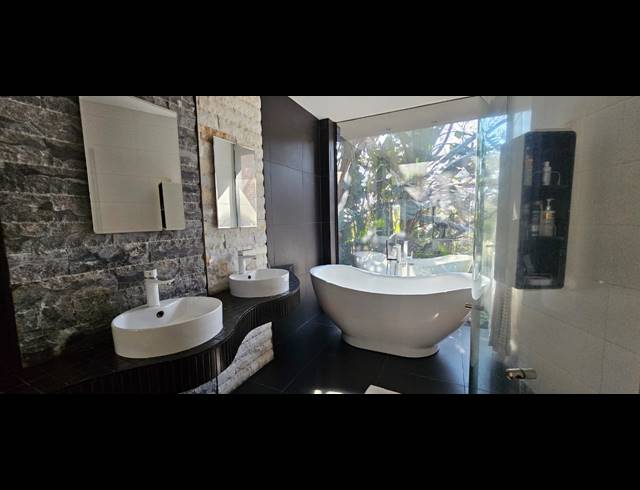 4 BEDROOM FREESTANDING FOR SALE IN PROTEA PARK